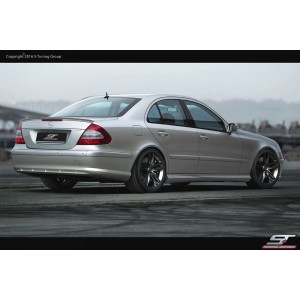 Mercedes Benz E-tř. W211 (02-09) kryty prahů, vzhled AMG