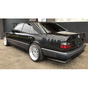 Mercedes Benz E-tř. W124 Sedan, Combi (84-97) kryty prahů